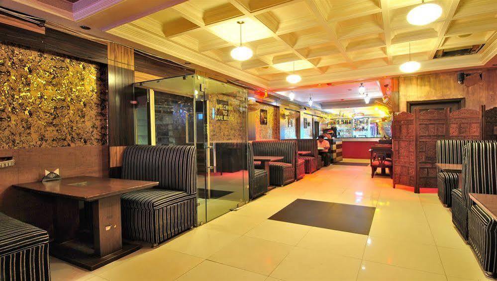 The Gold Regency - 02 Mins From Railway Station Hotel
