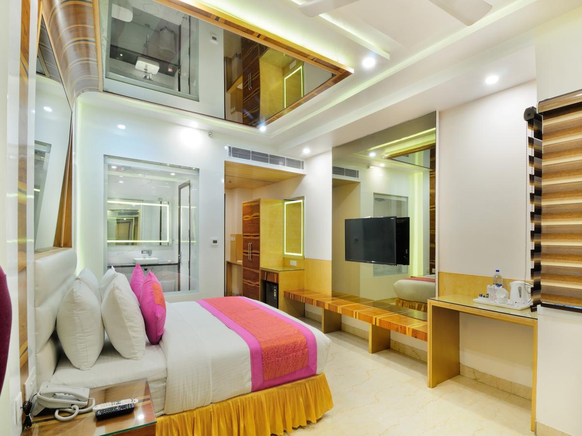 The Gold Regency - 02 Mins From Railway Station 3* New Delhi